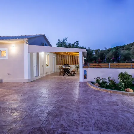 Villa Mazzeto Casa Alonia