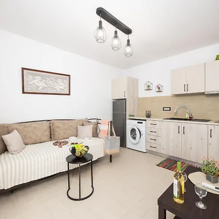 فيلة Mazzeto Casa Alonia *