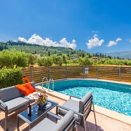 Mazzeto Casa Alonia Villa