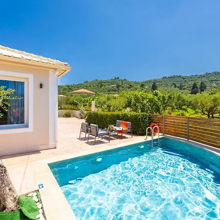 Mazzeto Casa Alonia Villa *